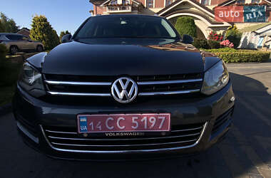 Внедорожник / Кроссовер Volkswagen Touareg 2011 в Львове