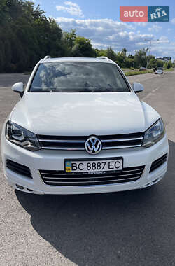 Позашляховик / Кросовер Volkswagen Touareg 2014 в Львові
