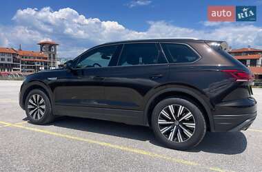 Внедорожник / Кроссовер Volkswagen Touareg 2020 в Одессе