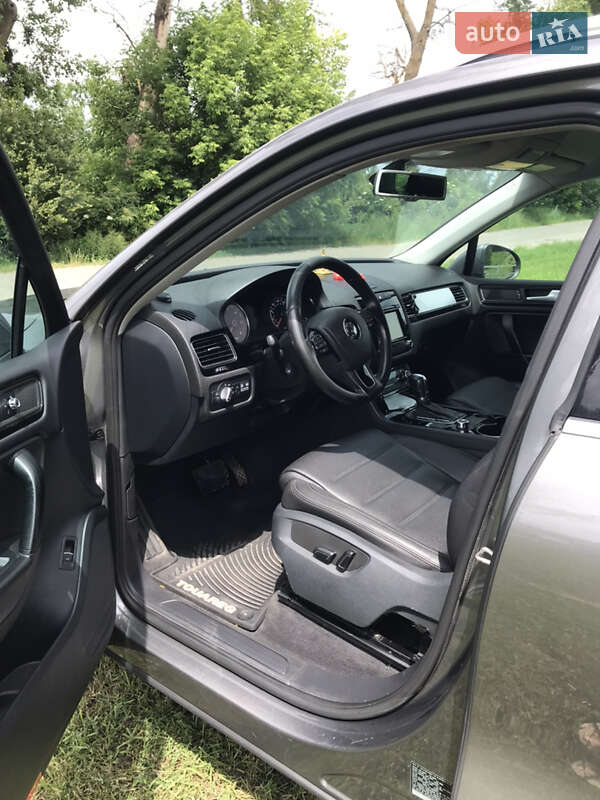 Внедорожник / Кроссовер Volkswagen Touareg 2011 в Львове фото 12 Внедорожник / Кроссовер Volkswagen Touareg 2011 в Львове