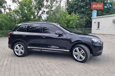 Внедорожник / Кроссовер Volkswagen Touareg 2013 в Виннице