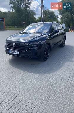 Позашляховик / Кросовер Volkswagen Touareg 2021 в Полтаві