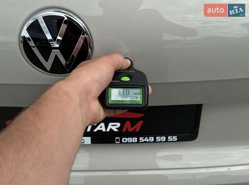 Позашляховик / Кросовер Volkswagen Touareg 2020 в Мукачевому