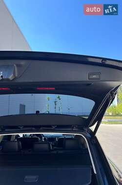 Внедорожник / Кроссовер Volkswagen Touareg 2016 в 