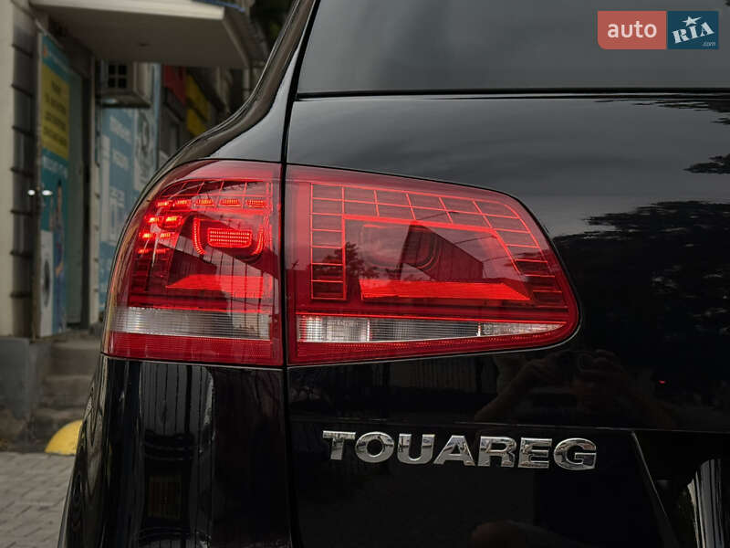 Позашляховик / Кросовер Volkswagen Touareg 2014 в Миколаєві