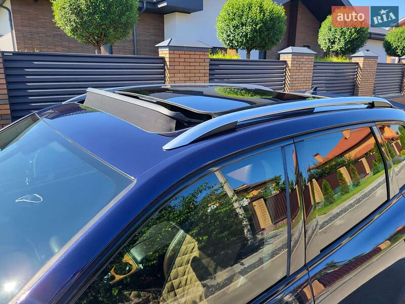 Позашляховик / Кросовер Volkswagen Touareg 2012 в Опішне