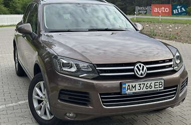 Внедорожник / Кроссовер Volkswagen Touareg 2012 в 
