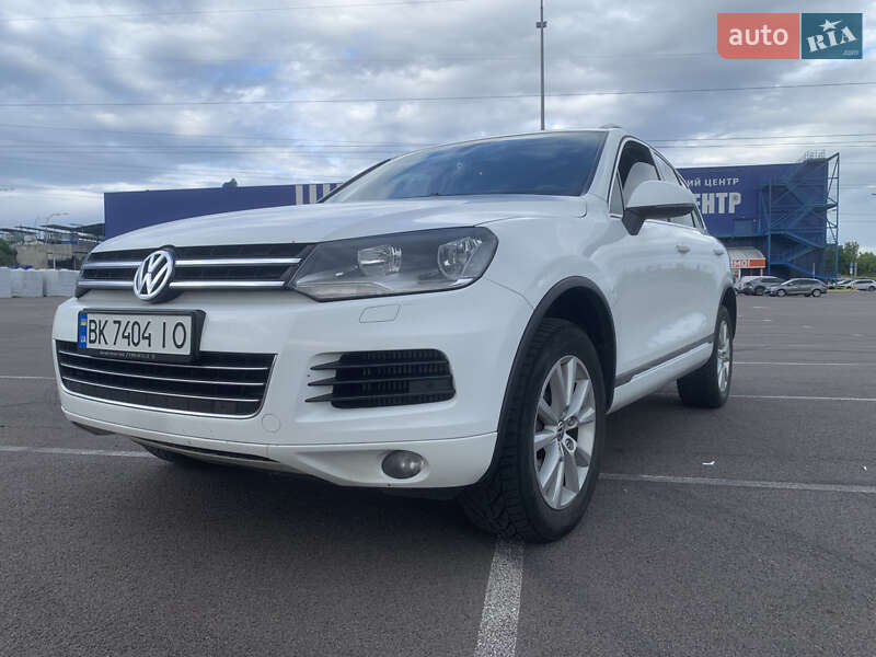 Позашляховик / Кросовер Volkswagen Touareg 2013 в Рівному фото Позашляховик / Кросовер Volkswagen Touareg 2013 в Рівному