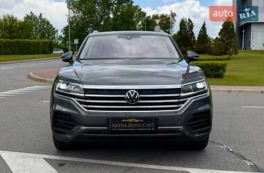 Внедорожник / Кроссовер Volkswagen Touareg 2021 в 