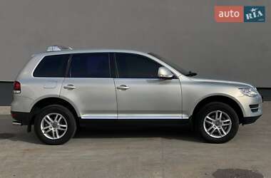 Внедорожник / Кроссовер Volkswagen Touareg 2007 в 