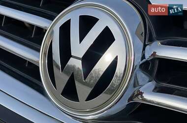Внедорожник / Кроссовер Volkswagen Touareg 2007 в 
