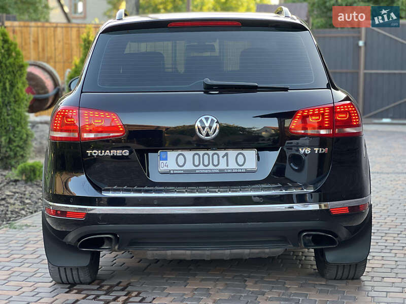 Внедорожник / Кроссовер Volkswagen Touareg 2015 в Кривом Роге