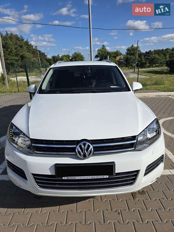 Внедорожник / Кроссовер Volkswagen Touareg 2013 в Киеве фото 2 Внедорожник / Кроссовер Volkswagen Touareg 2013 в Киеве