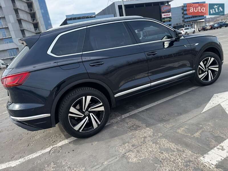 Внедорожник / Кроссовер Volkswagen Touareg 2021 в Киеве фото 18 Внедорожник / Кроссовер Volkswagen Touareg 2021 в Киеве
