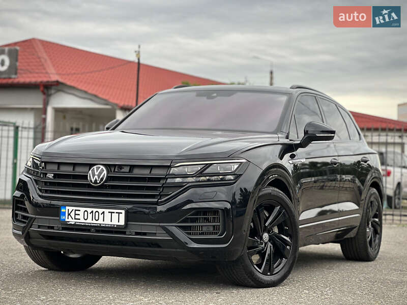 Внедорожник / Кроссовер Volkswagen Touareg 2020 в Киеве