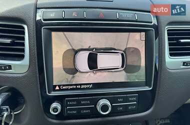 Позашляховик / Кросовер Volkswagen Touareg 2015 в 