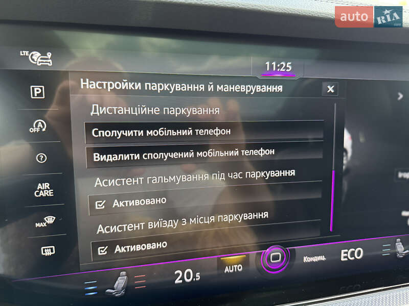 Позашляховик / Кросовер Volkswagen Touareg 2020 в Києві