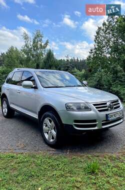 Внедорожник / Кроссовер Volkswagen Touareg 2006 в Житомире