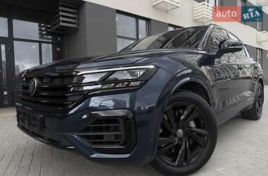 Внедорожник / Кроссовер Volkswagen Touareg 2023 в Киеве