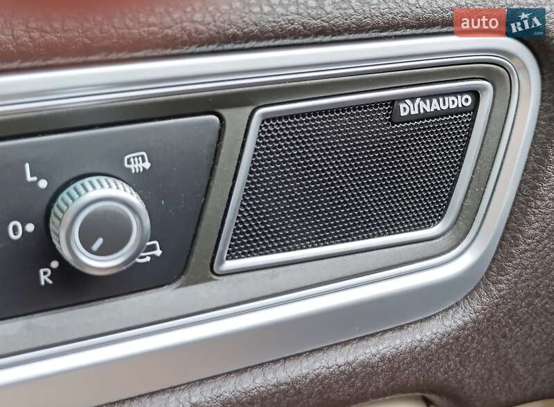 Внедорожник / Кроссовер Volkswagen Touareg 2014 в Киеве фото 24 Внедорожник / Кроссовер Volkswagen Touareg 2014 в Киеве