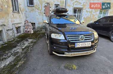 Позашляховик / Кросовер Volkswagen Touareg 2003 в 