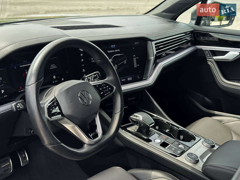 Позашляховик / Кросовер Volkswagen Touareg 2020 в Ужгороді фото 40 Позашляховик / Кросовер Volkswagen Touareg 2020 в Ужгороді