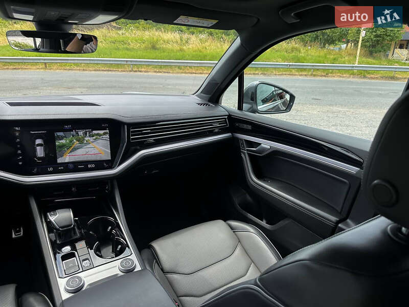 Позашляховик / Кросовер Volkswagen Touareg 2020 в Ужгороді фото 62 Позашляховик / Кросовер Volkswagen Touareg 2020 в Ужгороді