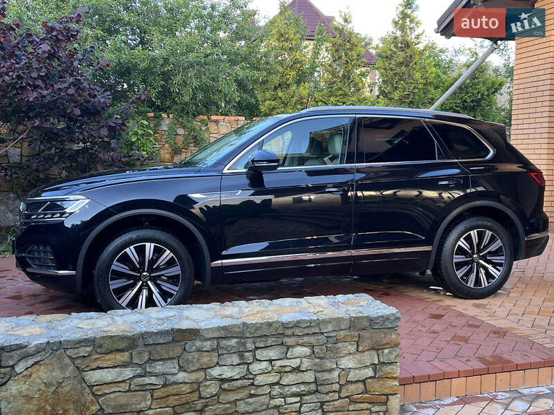 Внедорожник / Кроссовер Volkswagen Touareg 2021 в Виннице