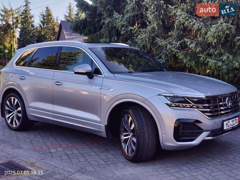 Внедорожник / Кроссовер Volkswagen Touareg 2018 в Мостиске