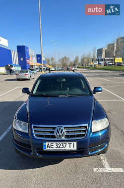Позашляховик / Кросовер Volkswagen Touareg 2003 в 