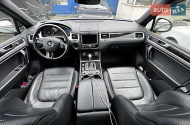 Внедорожник / Кроссовер Volkswagen Touareg 2017 в Киеве