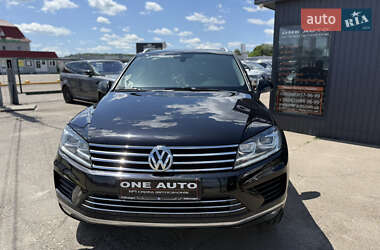 Внедорожник / Кроссовер Volkswagen Touareg 2017 в Киеве