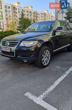 Внедорожник / Кроссовер Volkswagen Touareg 2007 в Ровно