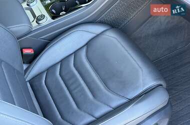 Позашляховик / Кросовер Volkswagen Touareg 2021 в 