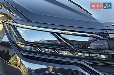 Позашляховик / Кросовер Volkswagen Touareg 2021 в 