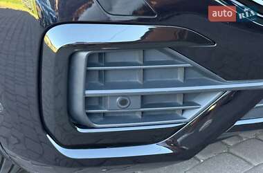 Позашляховик / Кросовер Volkswagen Touareg 2021 в 