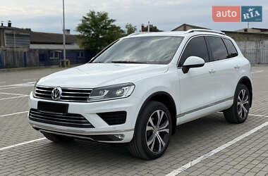 Позашляховик / Кросовер Volkswagen Touareg 2016 в Тернополі