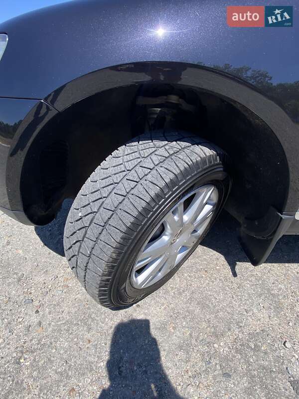 Внедорожник / Кроссовер Volkswagen Touareg 2008 в Белгороде-Днестровском