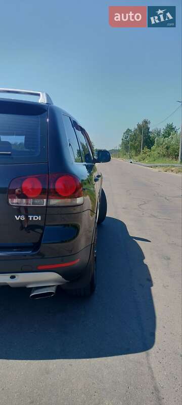 Внедорожник / Кроссовер Volkswagen Touareg 2008 в Львове