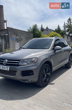 Позашляховик / Кросовер Volkswagen Touareg 2011 в Львові