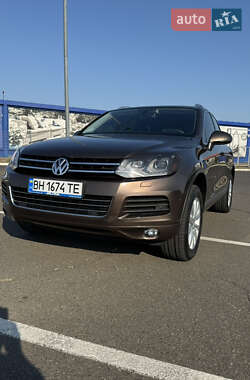 Внедорожник / Кроссовер Volkswagen Touareg 2010 в Одессе