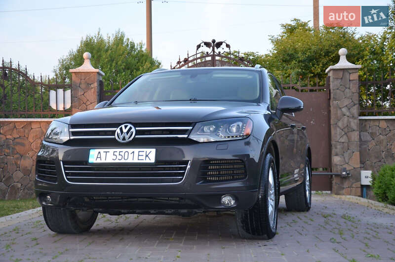 Позашляховик / Кросовер Volkswagen Touareg 2012 в Богородчанах