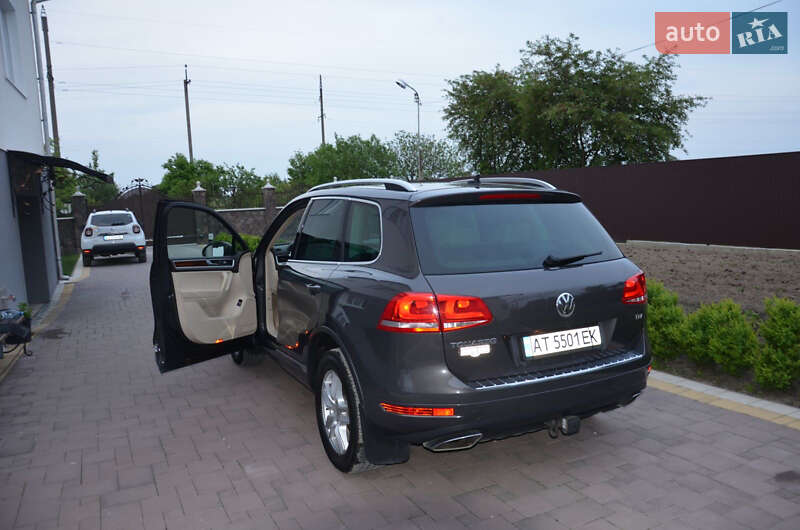 Позашляховик / Кросовер Volkswagen Touareg 2012 в Богородчанах