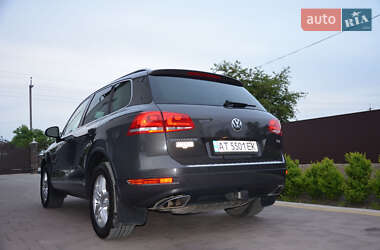 Внедорожник / Кроссовер Volkswagen Touareg 2012 в 
