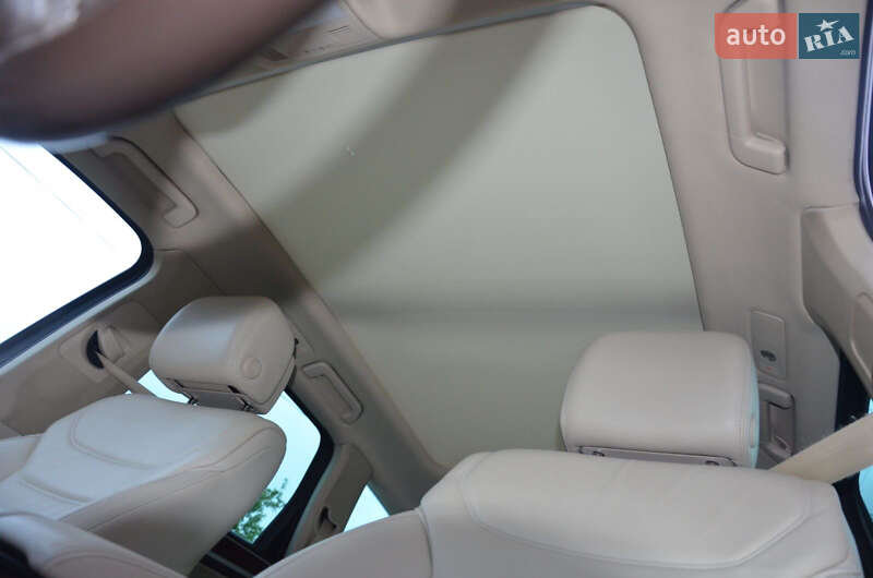 Позашляховик / Кросовер Volkswagen Touareg 2012 в Богородчанах