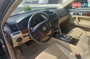 Внедорожник / Кроссовер Volkswagen Touareg 2009 в 