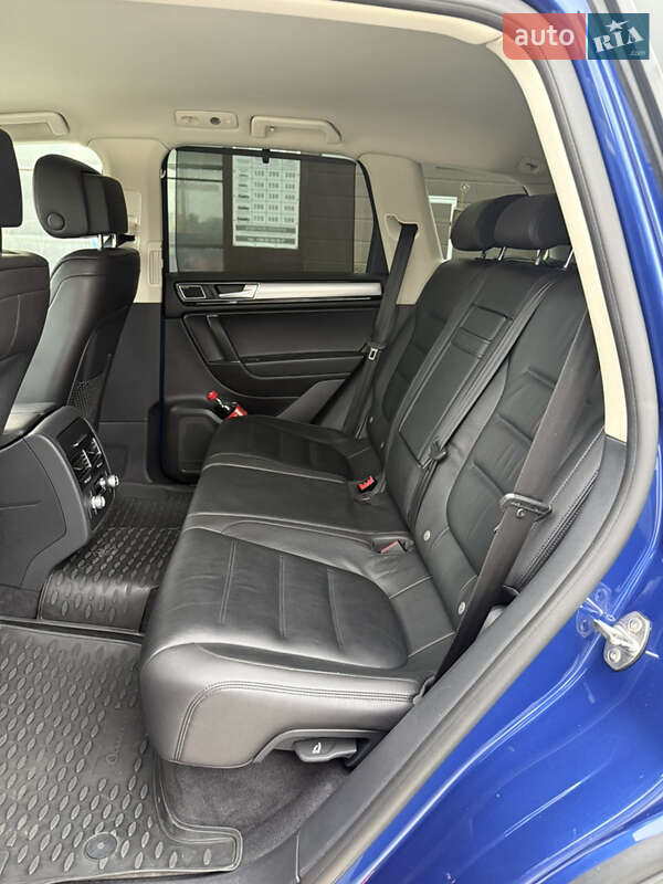 Внедорожник / Кроссовер Volkswagen Touareg 2017 в Жидачове