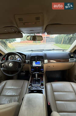 Внедорожник / Кроссовер Volkswagen Touareg 2007 в 
