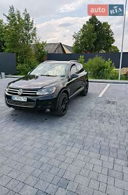 Внедорожник / Кроссовер Volkswagen Touareg 2012 в 