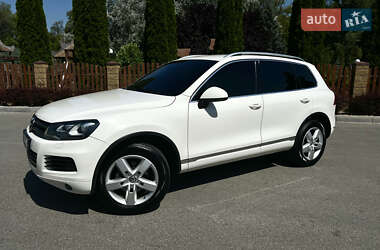 Позашляховик / Кросовер Volkswagen Touareg 2010 в Дніпрі